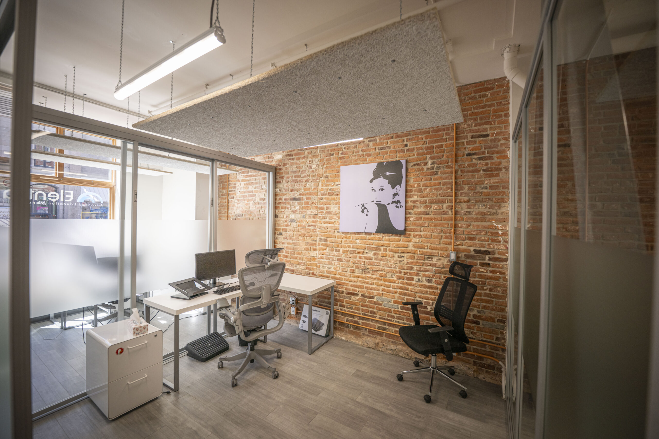 171 Wellington Street photo