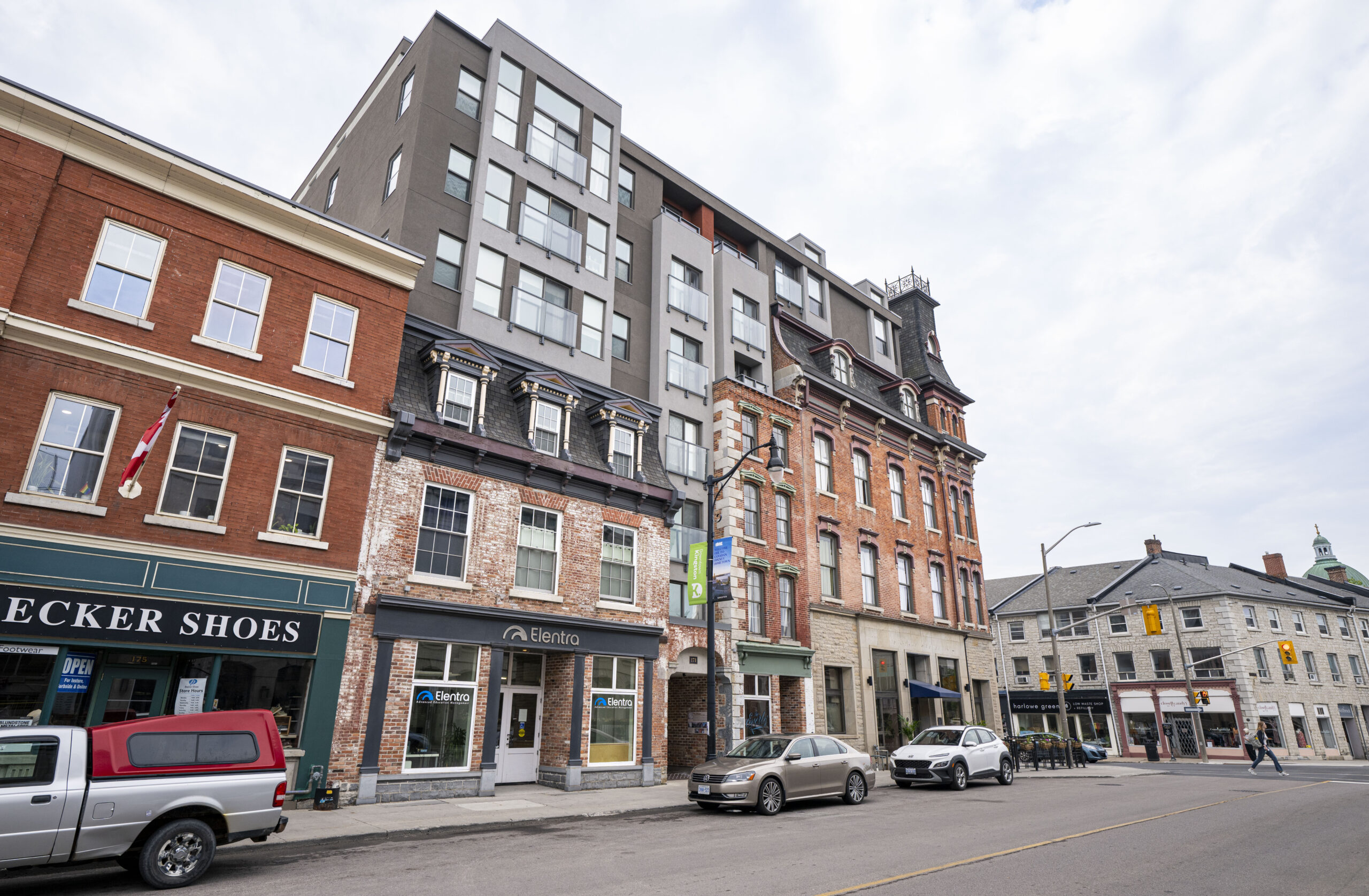 171 Wellington Street photo
