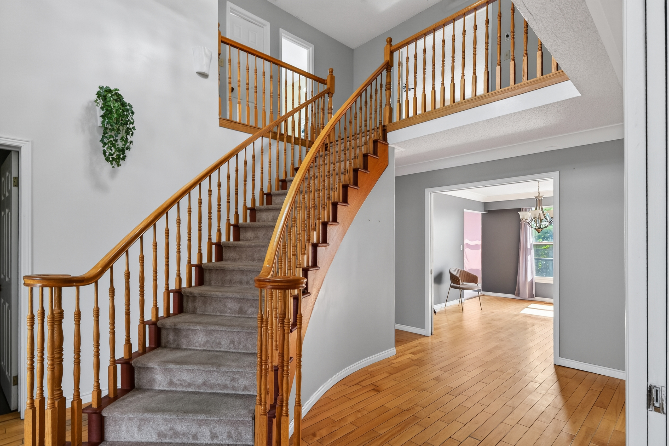 Two-storey foyer at 601 Forest Hill Drive